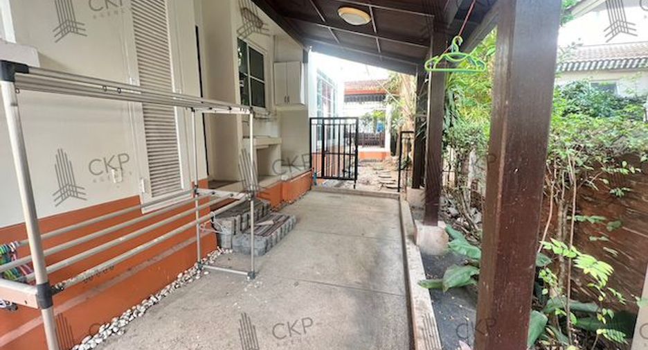 For sale 5 bedrooms house in Prawet, Bangkok