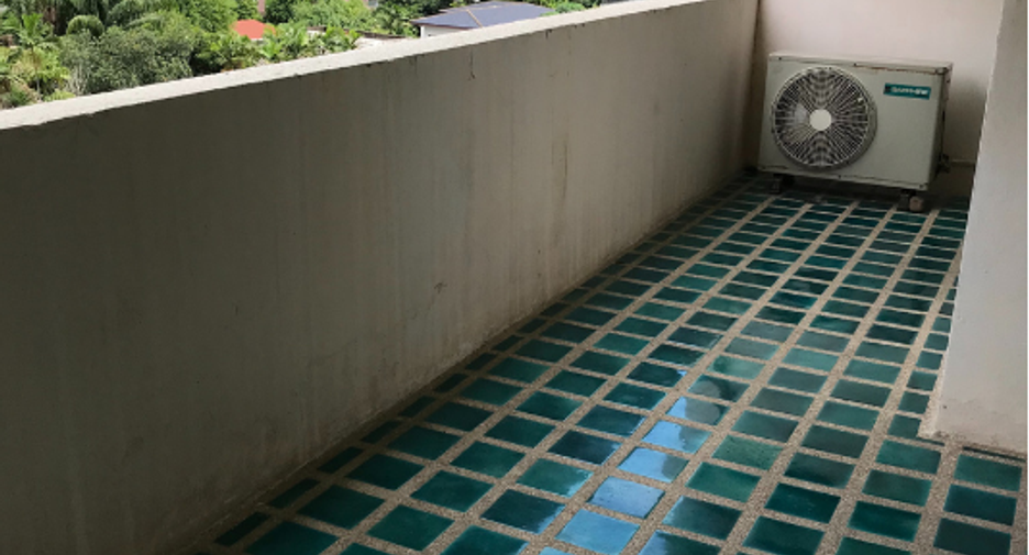 For sale 3 Beds condo in Khlong Toei, Bangkok