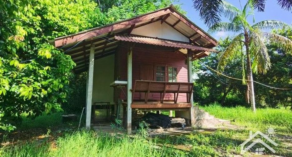 Продажа 4 спальни дом в Mueang Nakhon Sawan, Накхонсаван