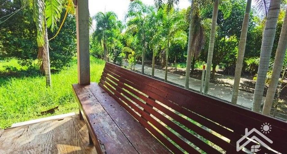 Продажа 4 спальни дом в Mueang Nakhon Sawan, Накхонсаван