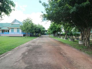For sale 4 bed house in Wanon Niwat, Sakon Nakhon