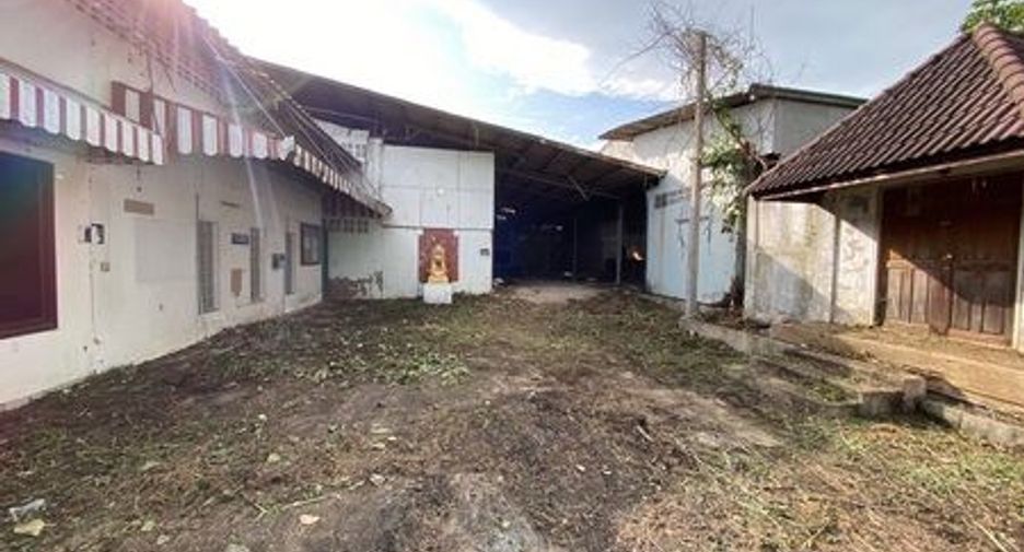 For sale warehouse in Mueang Lampang, Lampang