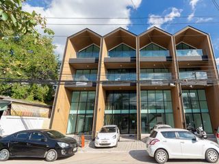 For rent and for sale 4 bedrooms retail Space in Mueang Chiang Mai, Chiang Mai