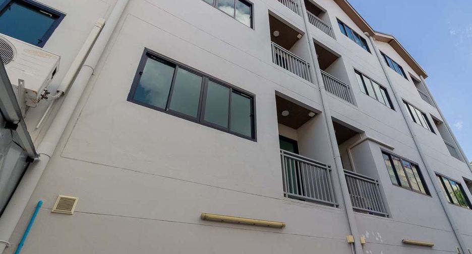 For rent and for sale 4 bedrooms retail Space in Mueang Chiang Mai, Chiang Mai