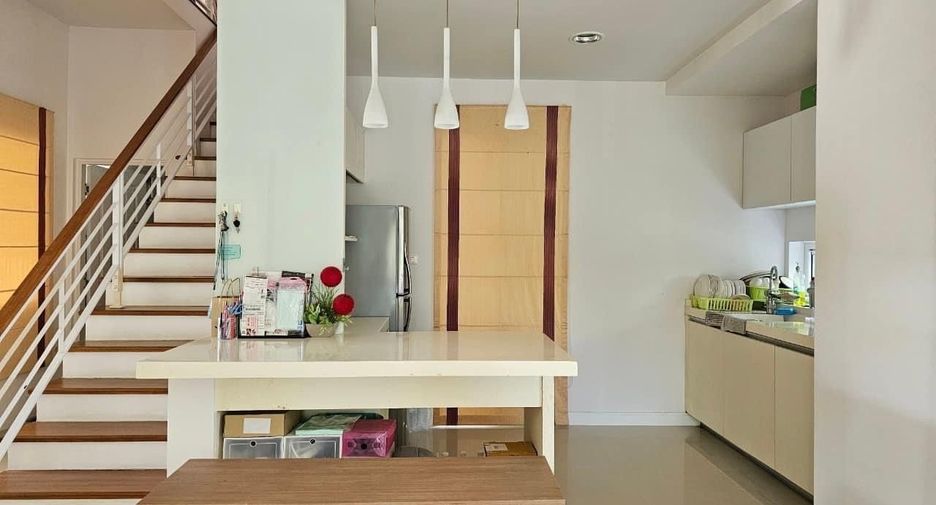 For sale 3 bedrooms house in Bang Phli, Samut Prakan
