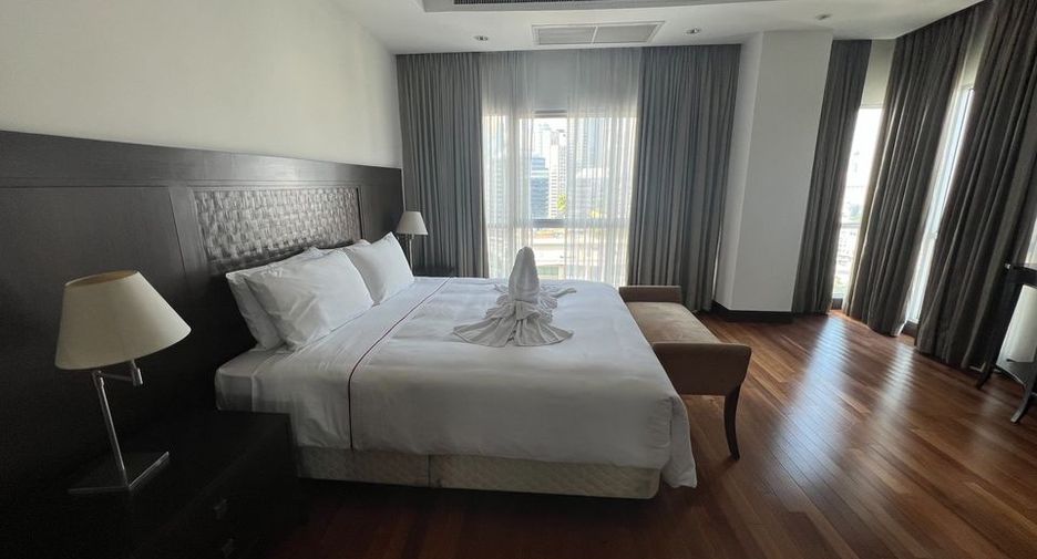 Wohnung zur Miete mit 4 Zimmer in Pathum Wan, Bangkok