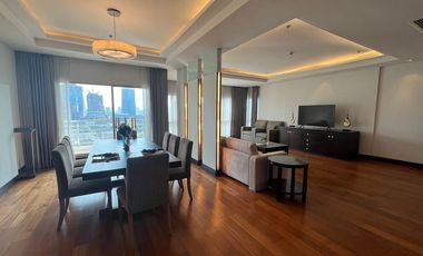 Wohnung zur Miete mit 4 Zimmer in Pathum Wan, Bangkok