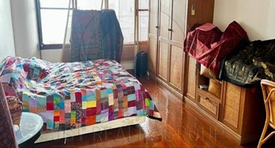 Wohnung zum Kauf mit 3 Zimmer in Khlong Toei, Bangkok