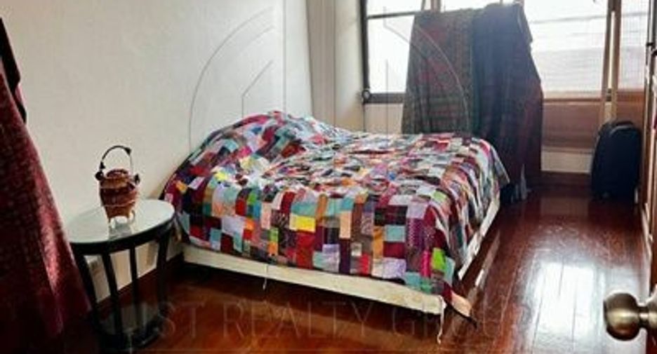 Wohnung zum Kauf mit 3 Zimmer in Khlong Toei, Bangkok