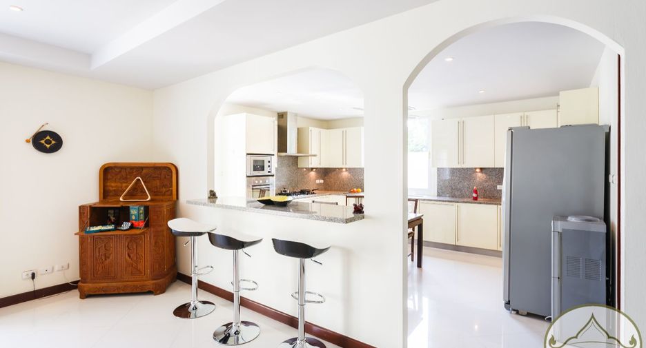 For rent 3 bedrooms villa in Thalang, Phuket