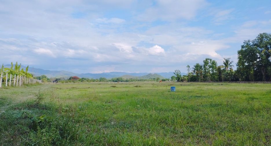 Terreno en venta en Ban Thi, Lamphun