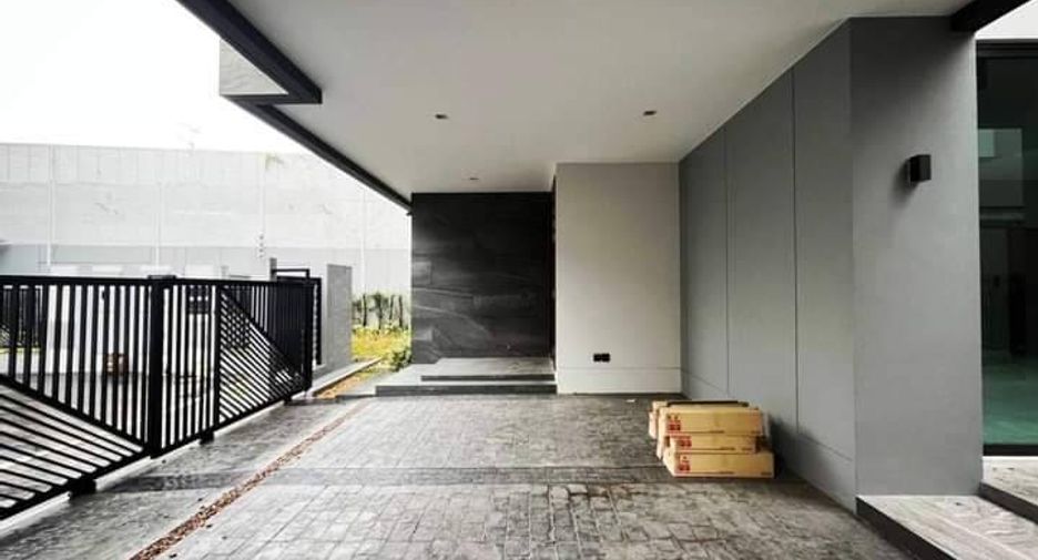 For rent and for sale 4 bedrooms house in Suan Luang, Bangkok
