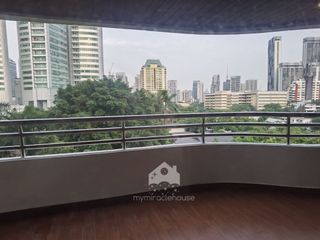 For rent 4 bed apartment in Khlong Toei, Bangkok