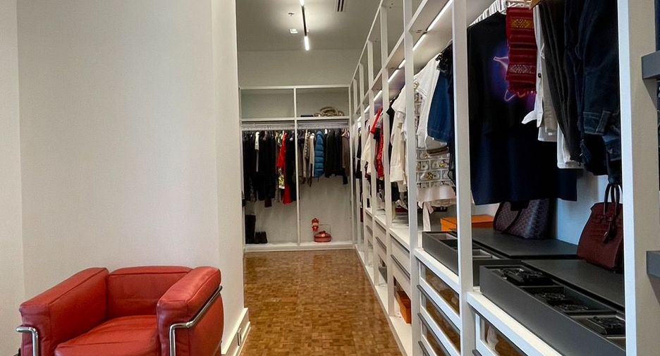 Wohnung zum Kauf mit 3 Zimmer in Sathon, Bangkok