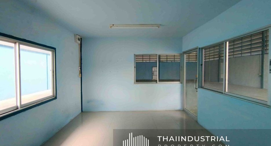 For rent warehouse in Phan Thong, Chonburi