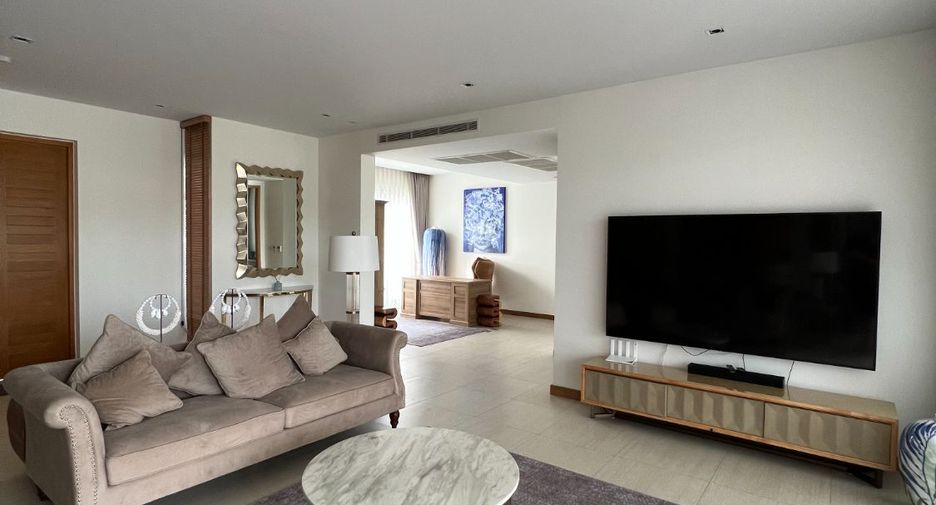 For rent 4 bedrooms villa in Thalang, Phuket