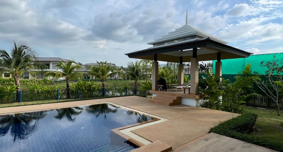 For rent 4 bedrooms villa in Thalang, Phuket