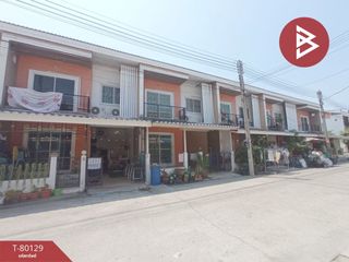 For sale 4 Beds townhouse in Mueang Samut Sakhon, Samut Sakhon