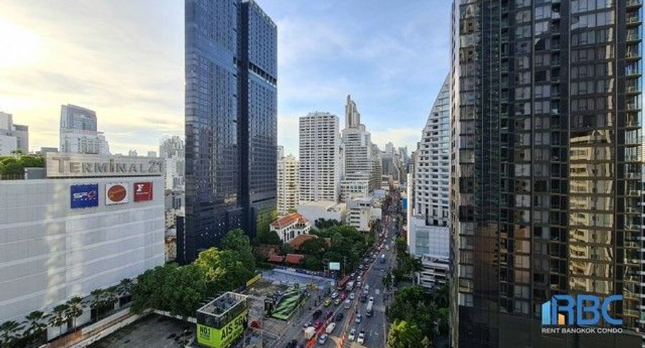 Wohnung zur Miete mit 2 Zimmer in Khlong Toei, Bangkok