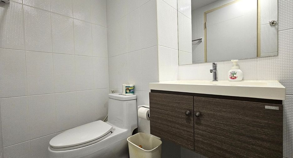 For sale 2 bedrooms condo in Bang Khen, Bangkok