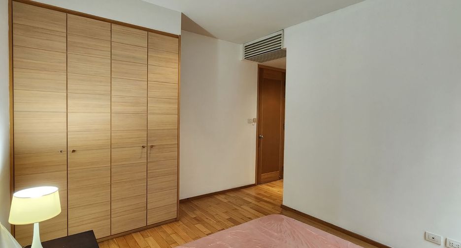 Аренда и продажа 2 спальни кондо в Сатхон, Бангкок