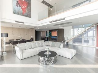 For rent and for sale 4 bedrooms condo in Sathon, Bangkok
