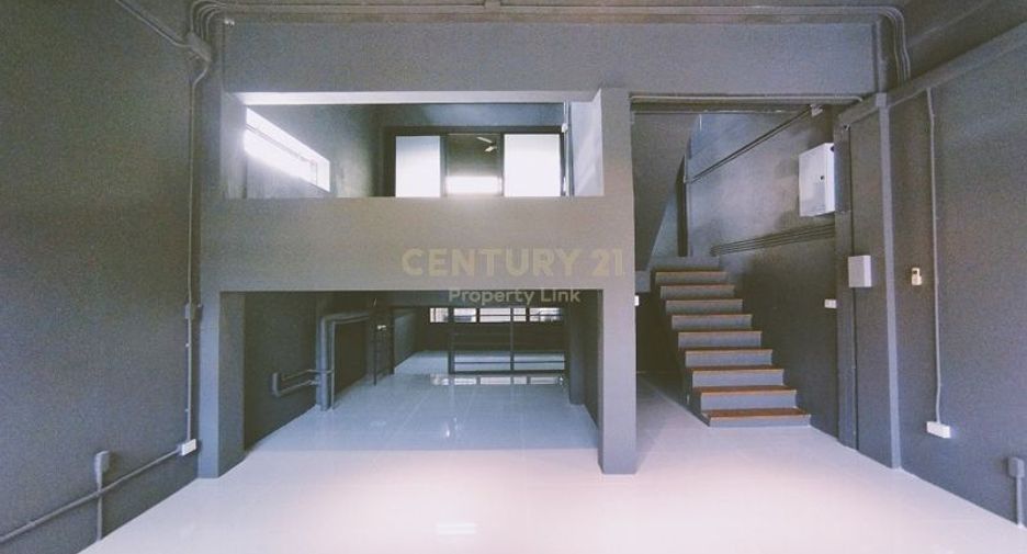 For rent 5 bedrooms retail Space in Chatuchak, Bangkok