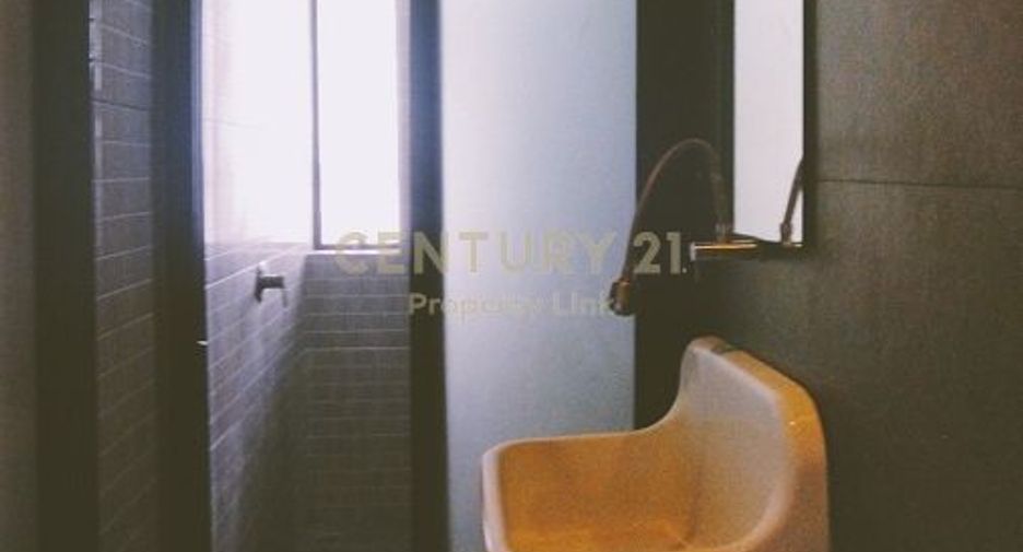 For rent 5 bedrooms retail Space in Chatuchak, Bangkok