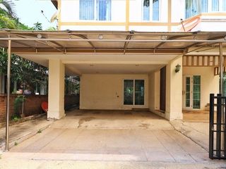 For sale 3 bedrooms house in Taling Chan, Bangkok