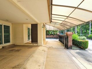 For sale 3 bedrooms house in Taling Chan, Bangkok