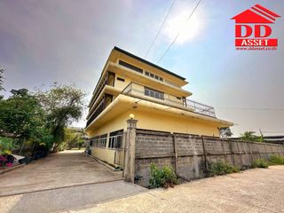 For sale warehouse in Mueang Samut Prakan, Samut Prakan