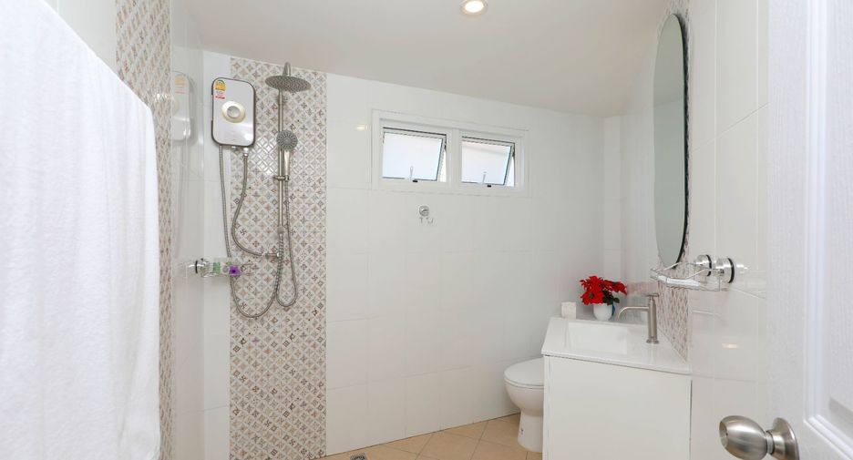 For rent 1 bed villa in Mueang Phuket, Phuket