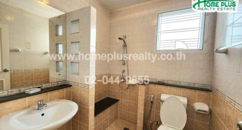 Haus zum Kauf mit 3 Zimmer in Mueang Nonthaburi, Nonthaburi