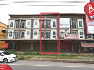 For sale 3 bed retail Space in Bang Nam Priao, Chachoengsao