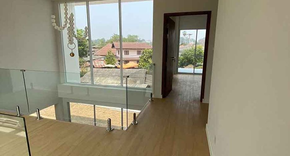 Haus zum Kauf mit 3 Zimmer in Saraphi, Chiang Mai