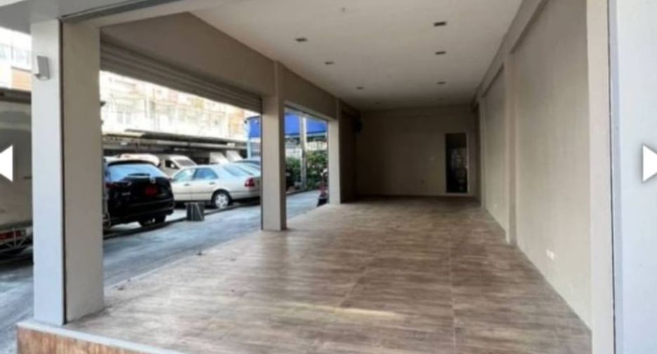 Wohnung zur Miete mit Studio in Pom Prap Sattru Phai, Bangkok