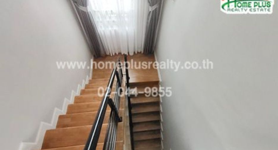 Casa en venta de 4 habitaciones en Khan Na Yao, Bangkok