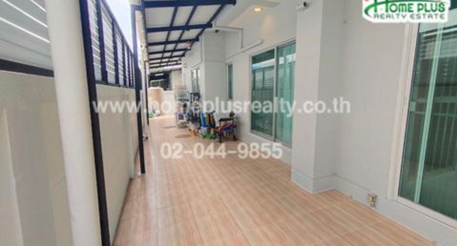 Casa en venta de 4 habitaciones en Khan Na Yao, Bangkok