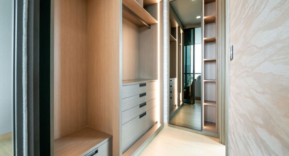 For rent and for sale 2 bedrooms condo in Watthana, Bangkok