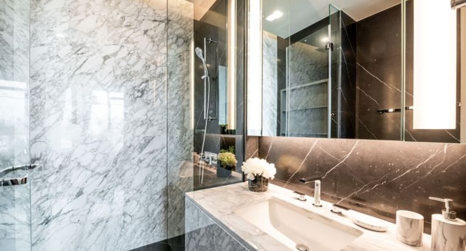 For rent and for sale 2 bedrooms condo in Watthana, Bangkok