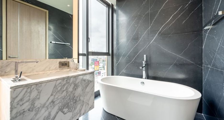 For rent and for sale 2 bedrooms condo in Watthana, Bangkok