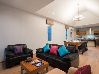 For rent 4 bedrooms villa in Mueang Phuket, Phuket