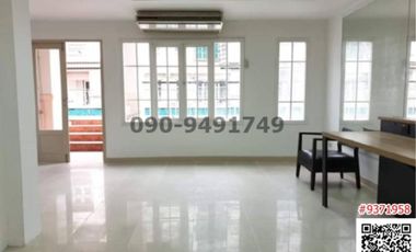 For rent and for sale 4 bed house in Chatuchak, Bangkok