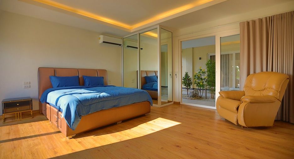 For rent and for sale 9 bed house in Bang Lamung, Chonburi