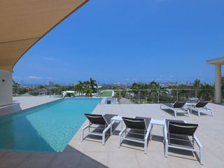 For rent and for sale 9 bed house in East Pattaya, Pattaya