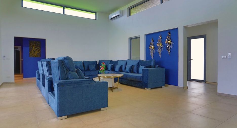 For rent and for sale 9 bed house in Bang Lamung, Chonburi