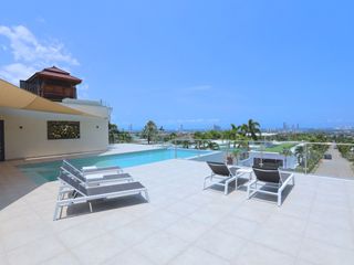 For rent and for sale 9 bed house in East Pattaya, Pattaya