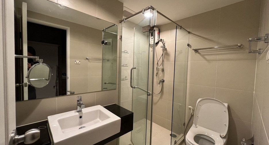 For sale 1 bed condo in Huai Khwang, Bangkok