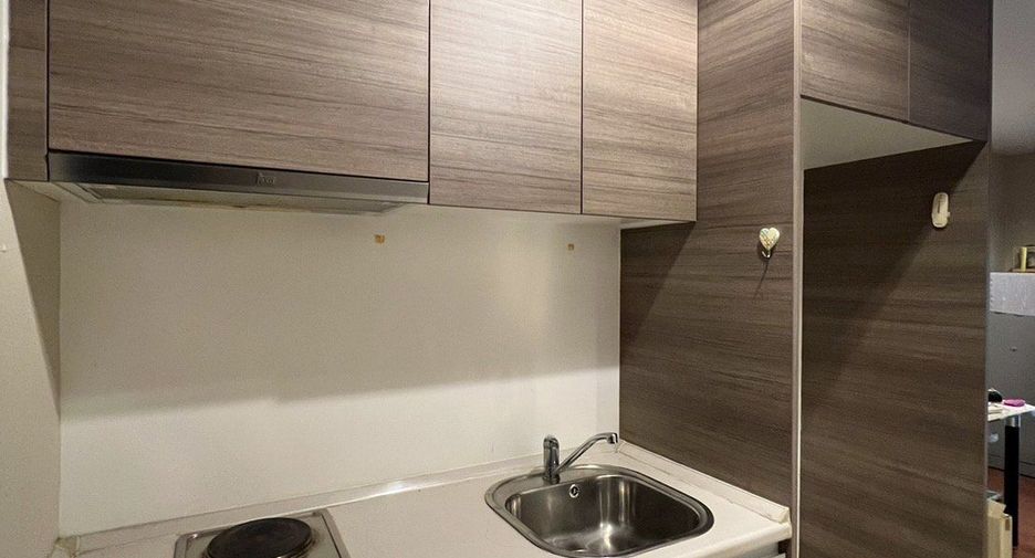 For sale 1 bed condo in Huai Khwang, Bangkok