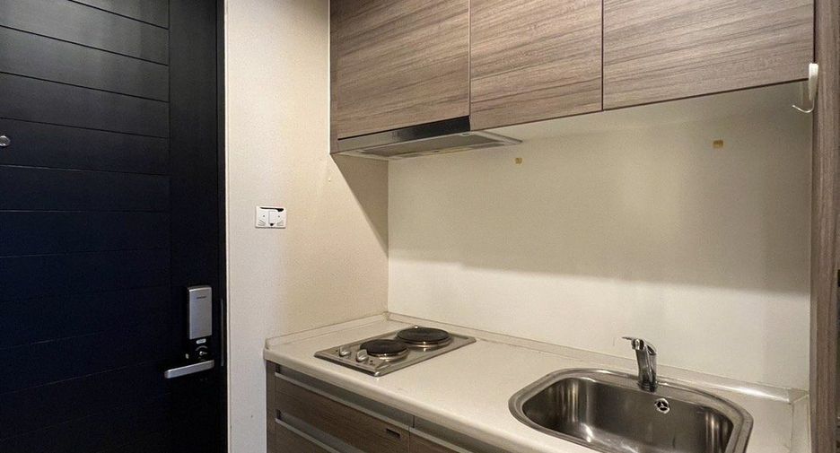 For sale 1 bed condo in Huai Khwang, Bangkok